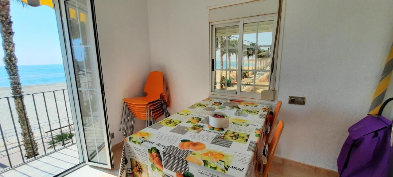 Pos, Apartamento Pesquero En Primera Linea Вильяхойоса Экстерьер фото
